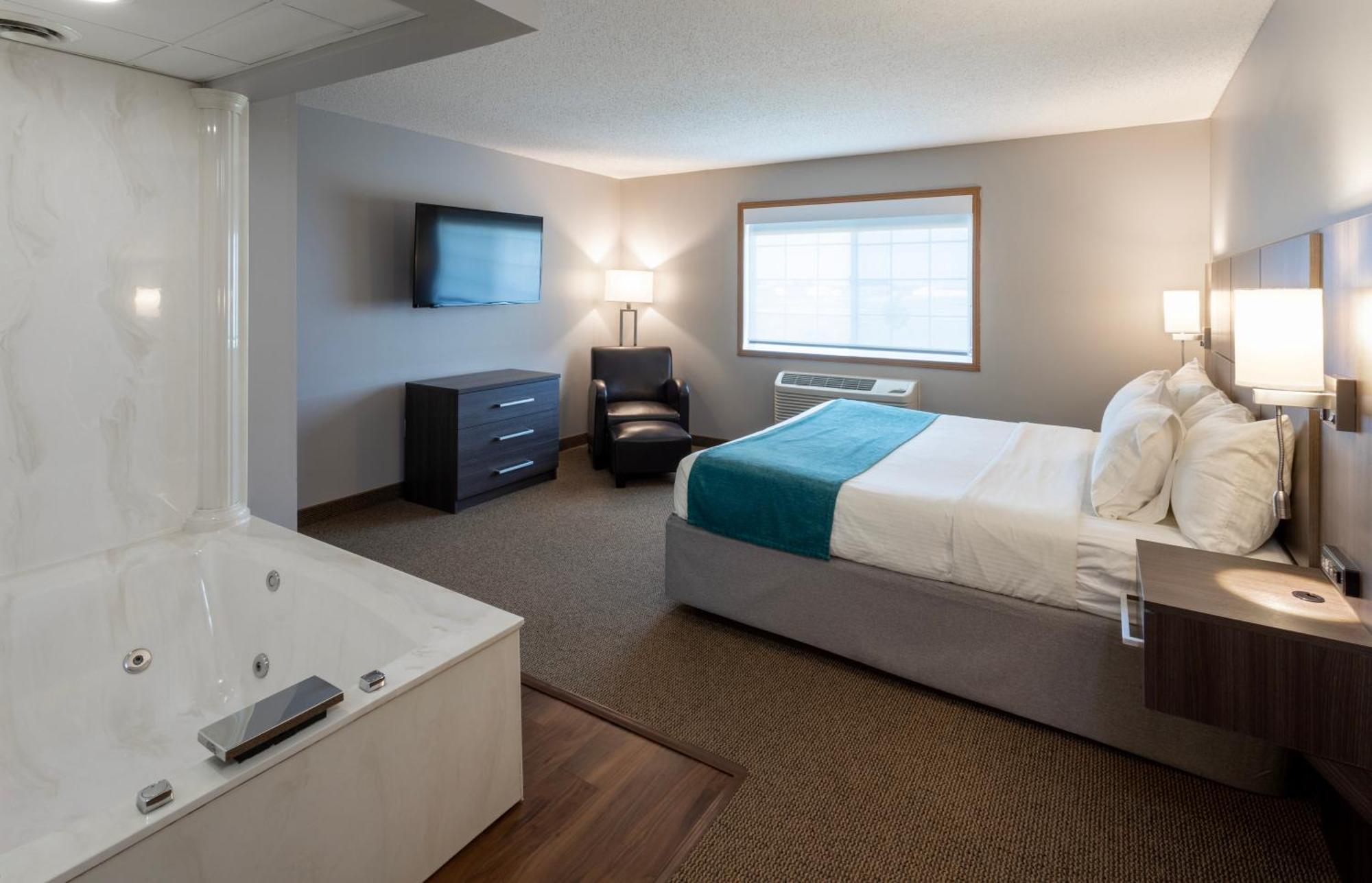 Paynesville Inn&Suites Extérieur photo