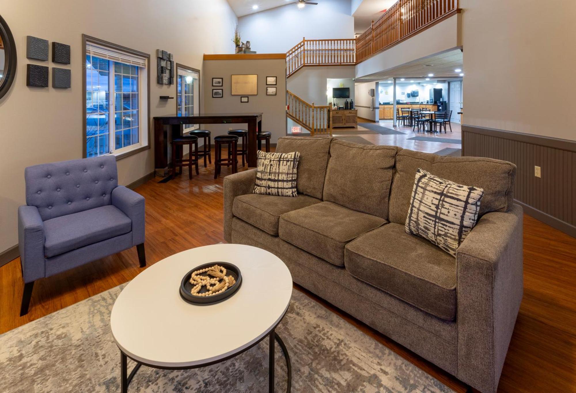 Paynesville Inn&Suites Extérieur photo